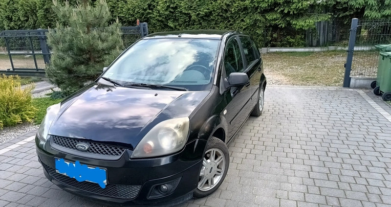 Ford Fiesta cena 4000 przebieg: 224100, rok produkcji 2007 z Ciechanów małe 16